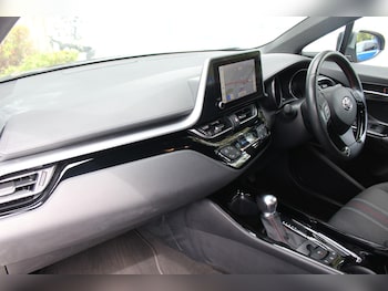 Used Toyota C-HR 2023 for sale - 75577582: Photo