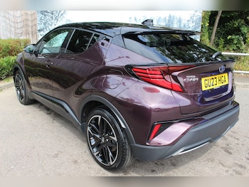 Used Toyota C-HR 2023 for sale - 75577582: Photo