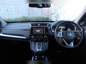 Used Honda CR-V 2022 for sale - 77315009: Photo