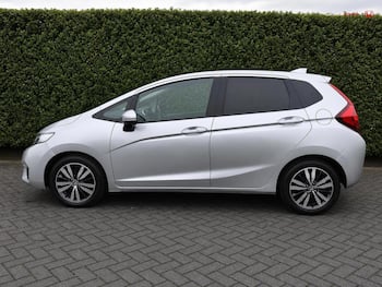 Used Honda Jazz 2017 for sale - 79711806: Photo