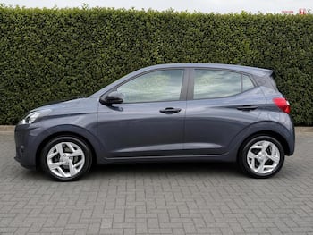 Used Hyundai i10 2022 for sale - 79697821: Photo