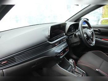 Used Hyundai i20 2023 for sale - 78046916: Photo