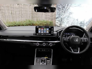 Used Honda CR-V 2025 for sale - 77425475: Photo