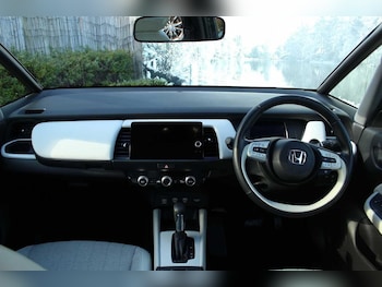 Used Honda Jazz 2023 for sale - 77854011: Photo