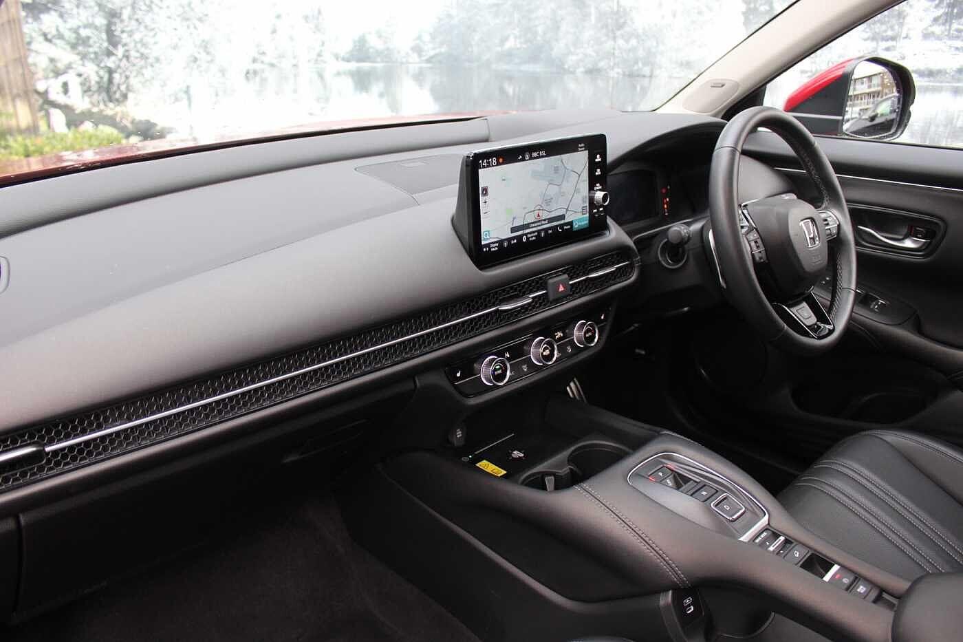 Used Honda ZR-V 2024 for sale - 76832552: Photo 2