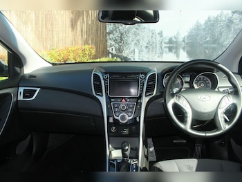 Used Hyundai i30 2016 for sale - 79018541: Photo