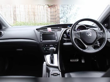 Used Honda Civic 2013 for sale - 77098077: Photo