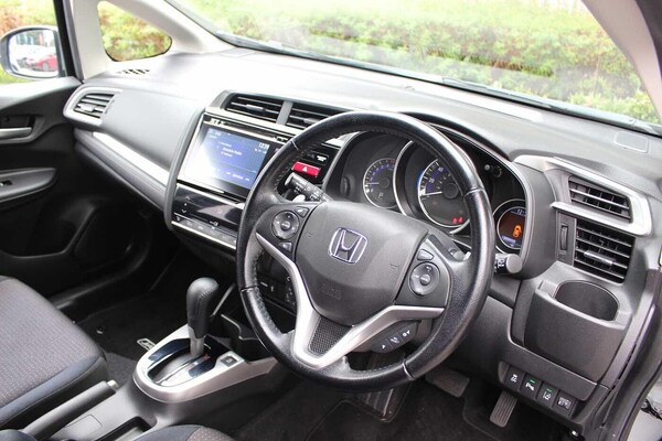 Used Honda Jazz 2016 for sale - 76214141: Photo 13
