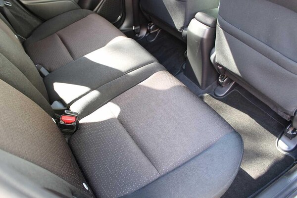 Used Honda Jazz 2016 for sale - 76214141: Photo 14