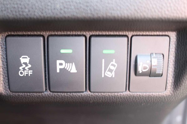Used Honda Jazz 2016 for sale - 76214141: Photo 18