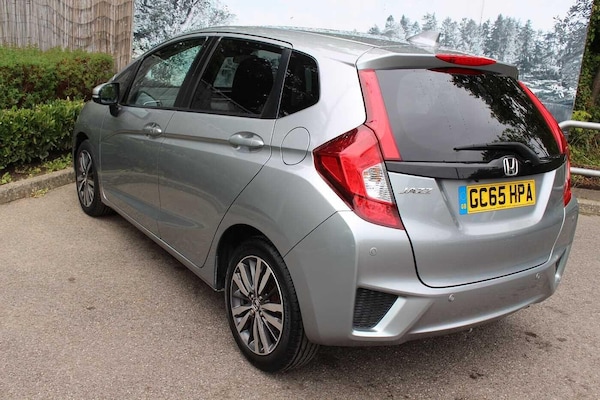 Used Honda Jazz 2016 for sale - 76214141: Photo 3