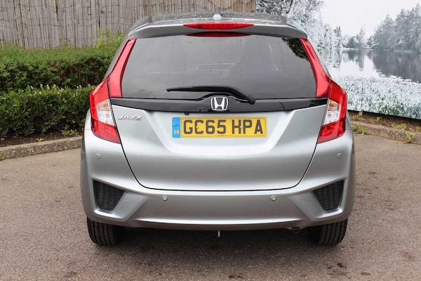 Used Honda Jazz 2016 for sale - 76214141: Photo 7