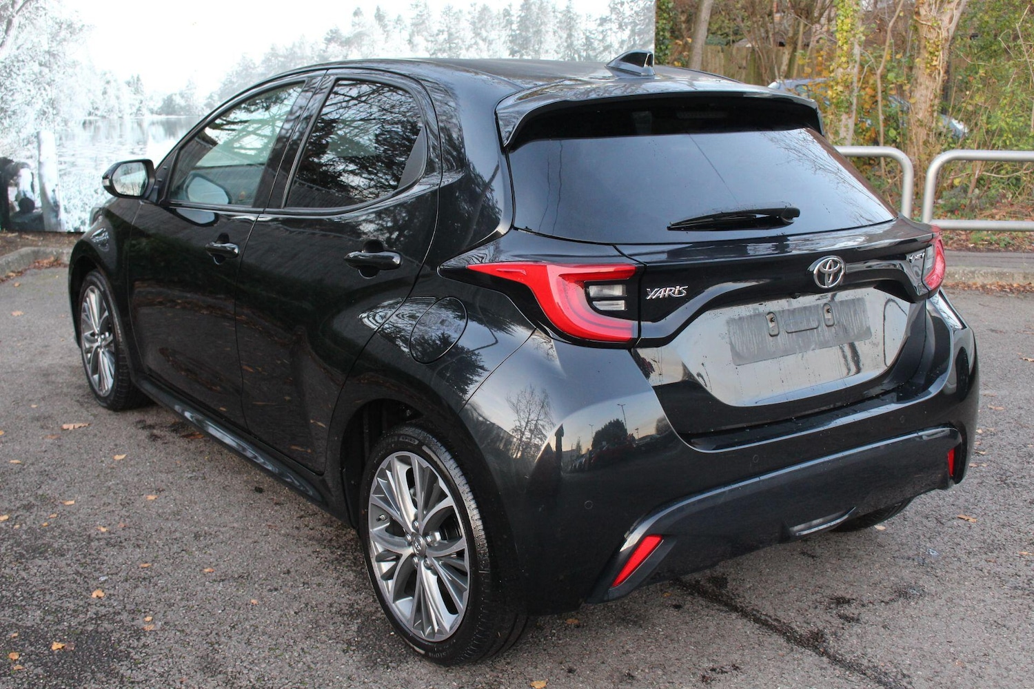 Used Toyota Yaris for sale - 76936374: Photo 3