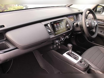 Used Honda Jazz 2025 for sale - 77039673: Photo