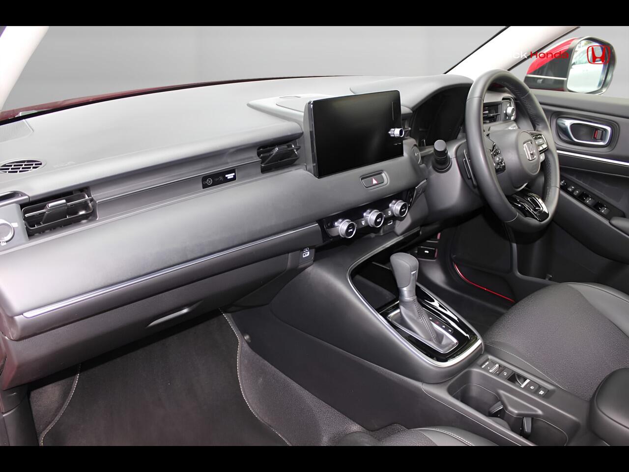 Used Honda HR-V 2024 for sale - 76099332: Photo 2