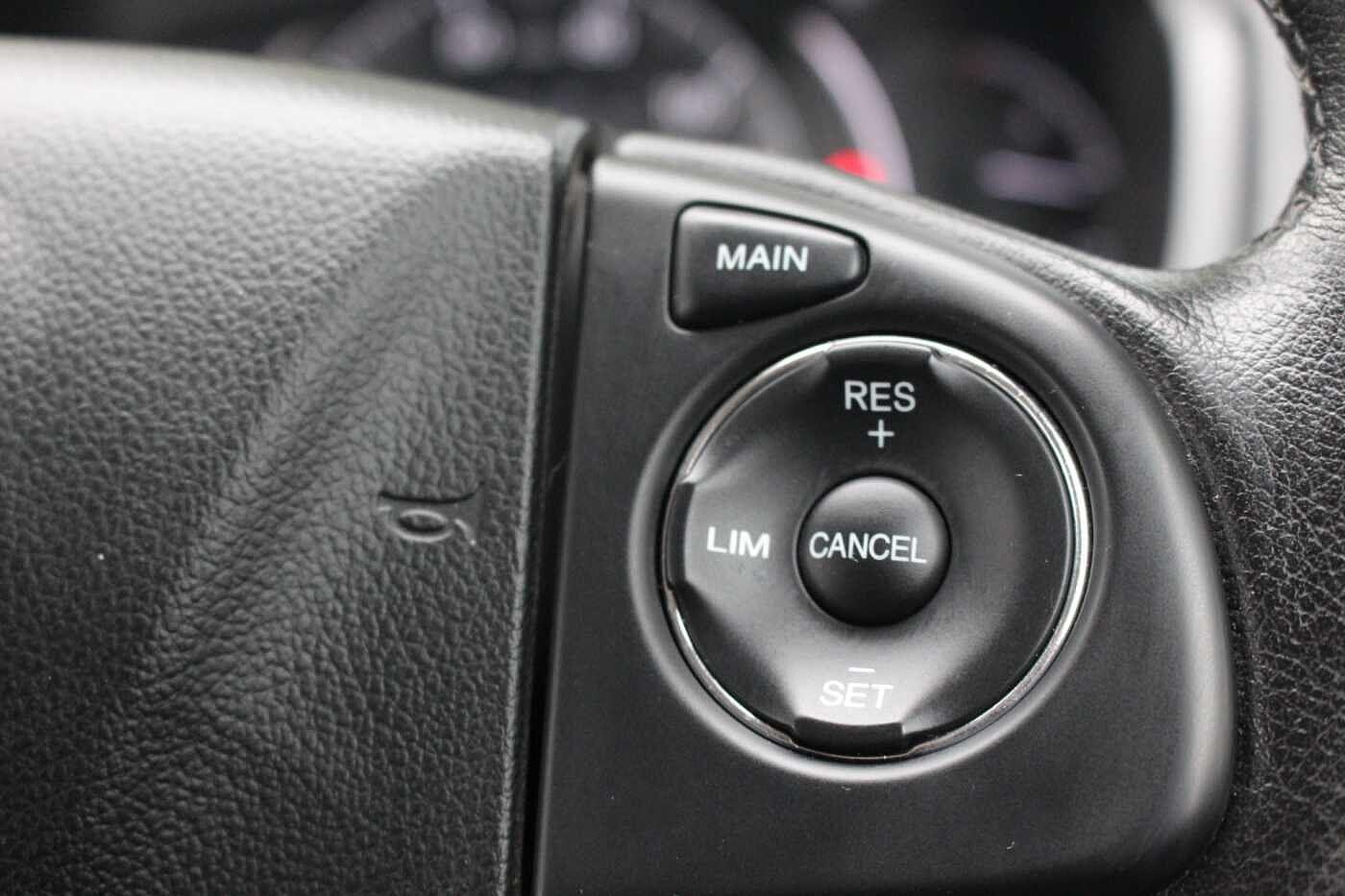 Used Honda CR-V 2018 for sale - 76084700: Photo 20
