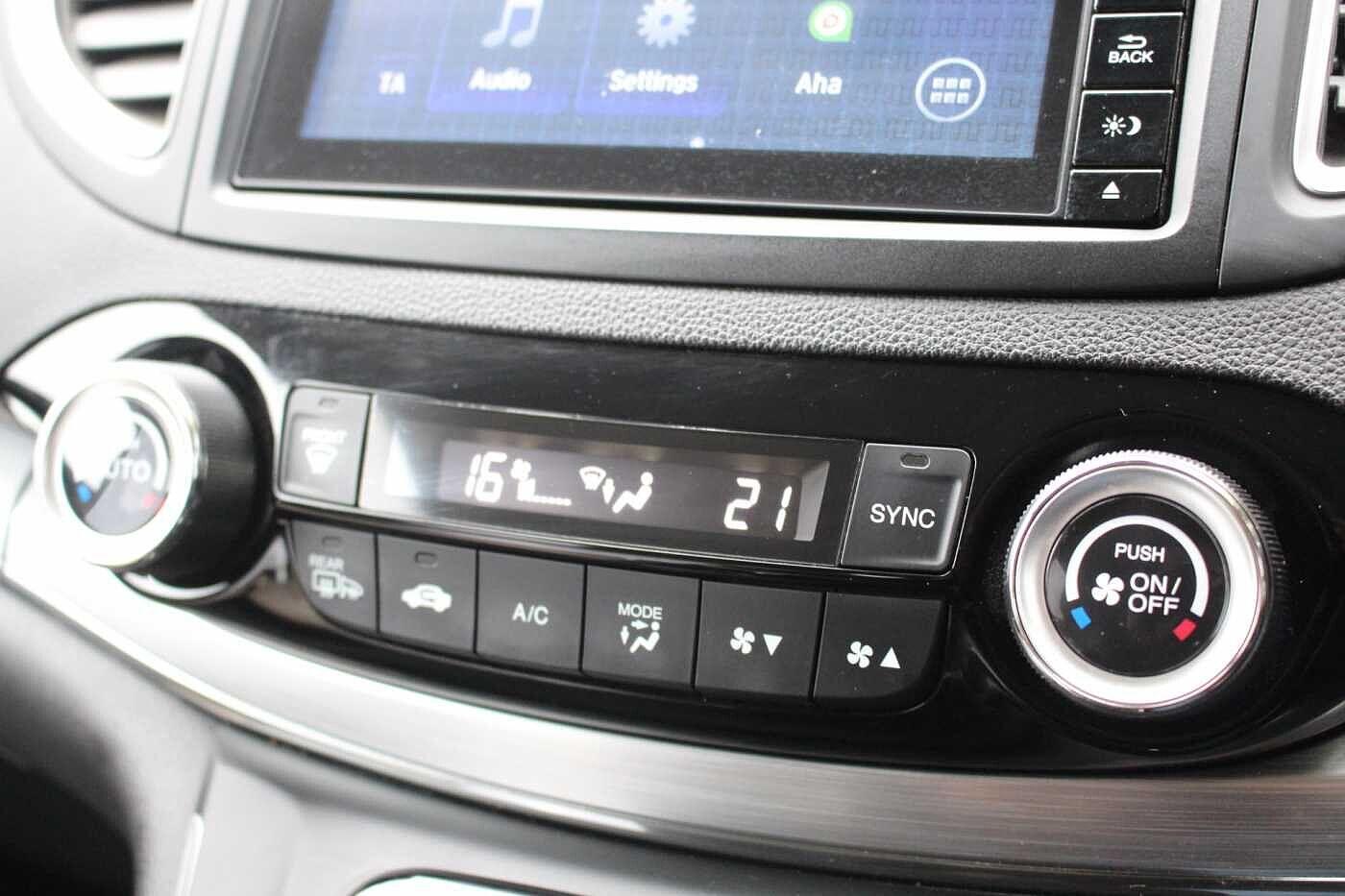 Used Honda CR-V 2018 for sale - 76084700: Photo 25