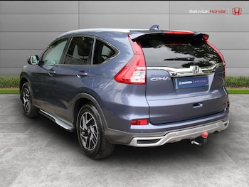 Used Honda CR-V 2018 for sale - 76084700: Photo 3