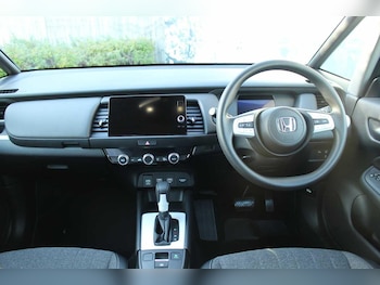 Used Honda Jazz 2022 for sale - 77898642: Photo