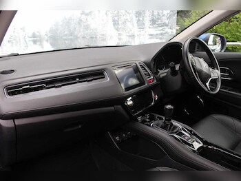 Used Honda HR-V 2018 for sale - 78539415: Photo