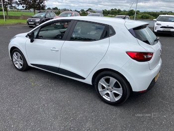 Used Renault Clio 2015 for sale - 76608804: Photo