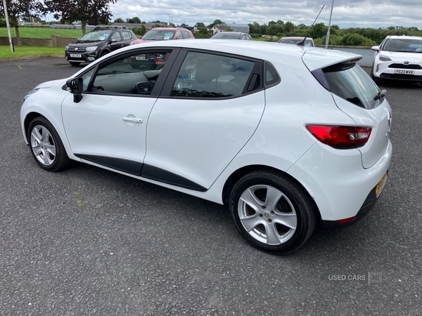 Used Renault Clio 2015 for sale - 75415857: Photo 2