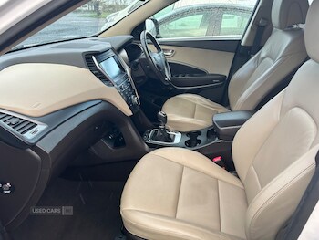 Used Hyundai Santa Fe 2016 for sale - 77315605: Photo