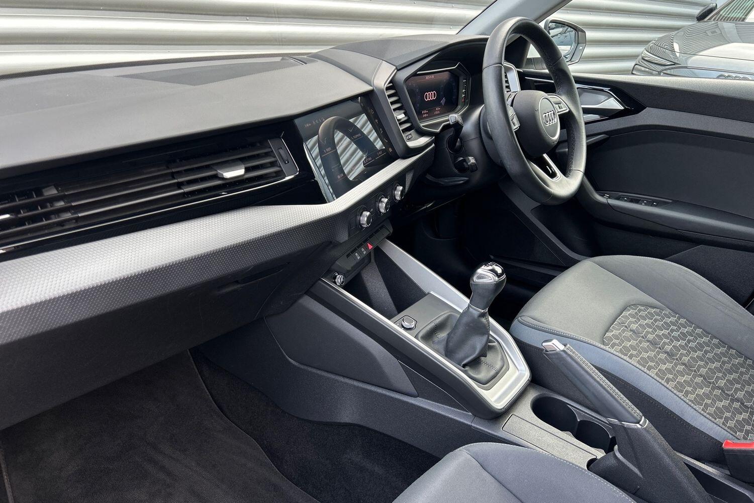 Used Audi A1 2023 for sale - 76137257: Photo 3