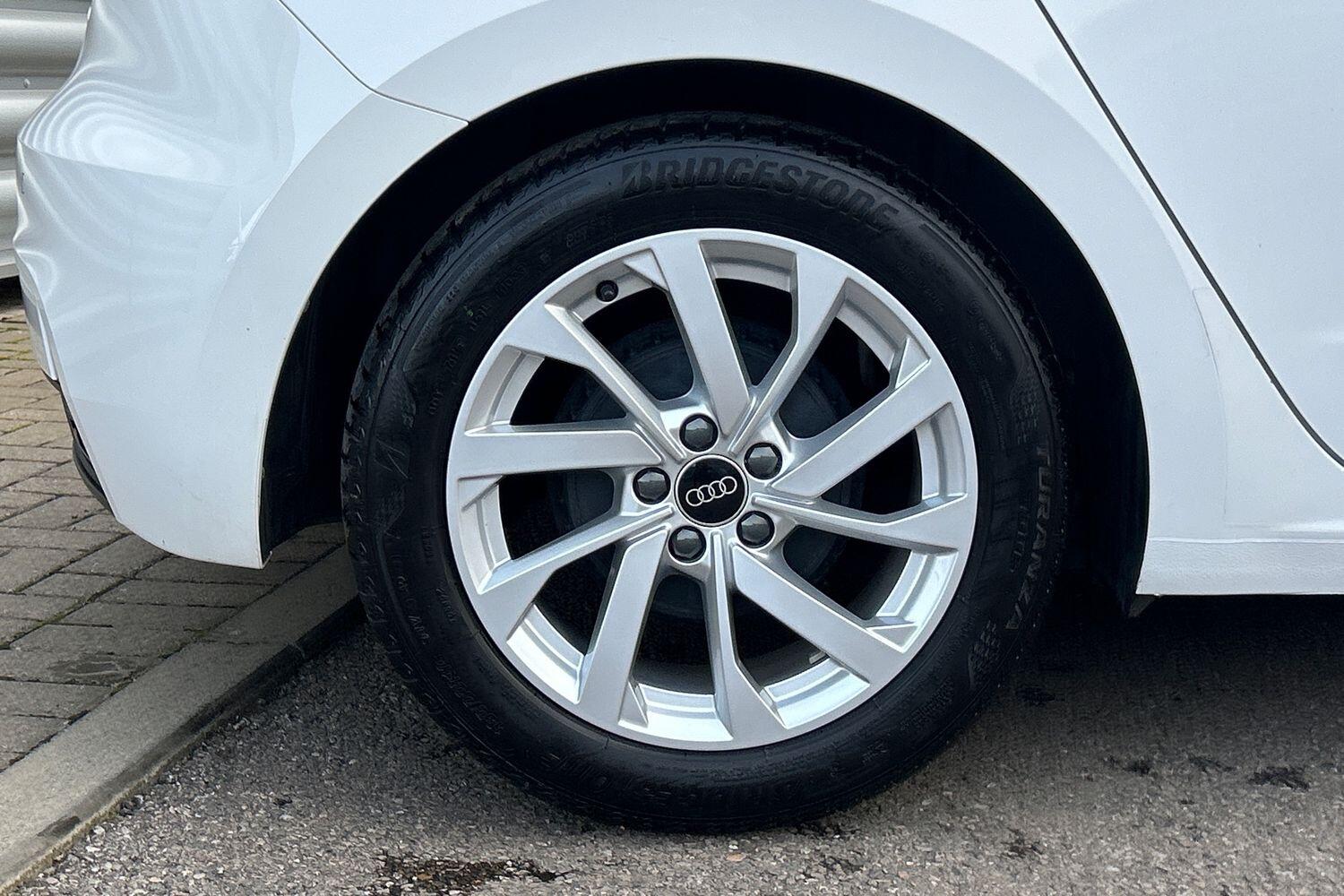 Used Audi A1 2023 for sale - 76137257: Photo 6