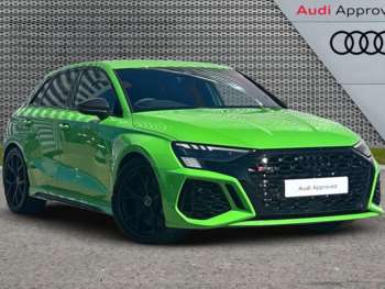 (24) - RS 3 Sportback Carbon Black 400 PS S tronic 5-Door