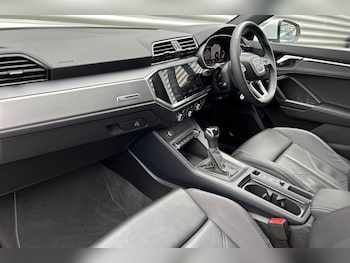 Used Audi Q3 2024 for sale - 75991342: Photo