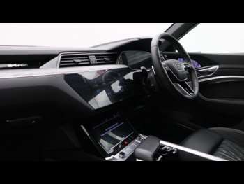 Used Audi e-tron 2022 for sale - 75013067: Photo