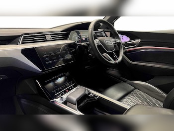 Used Audi e-tron 2022 for sale - 75965529: Photo