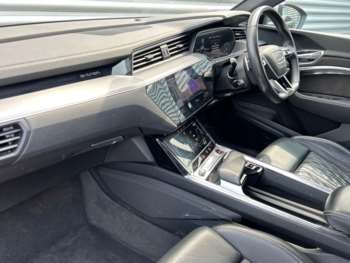 Used Audi e-tron 2021 for sale - 74888306: Photo