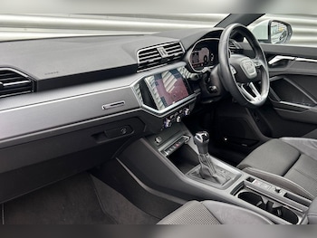 Used Audi Q3 2021 for sale - 75927608: Photo