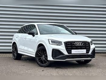 Audi - Q2