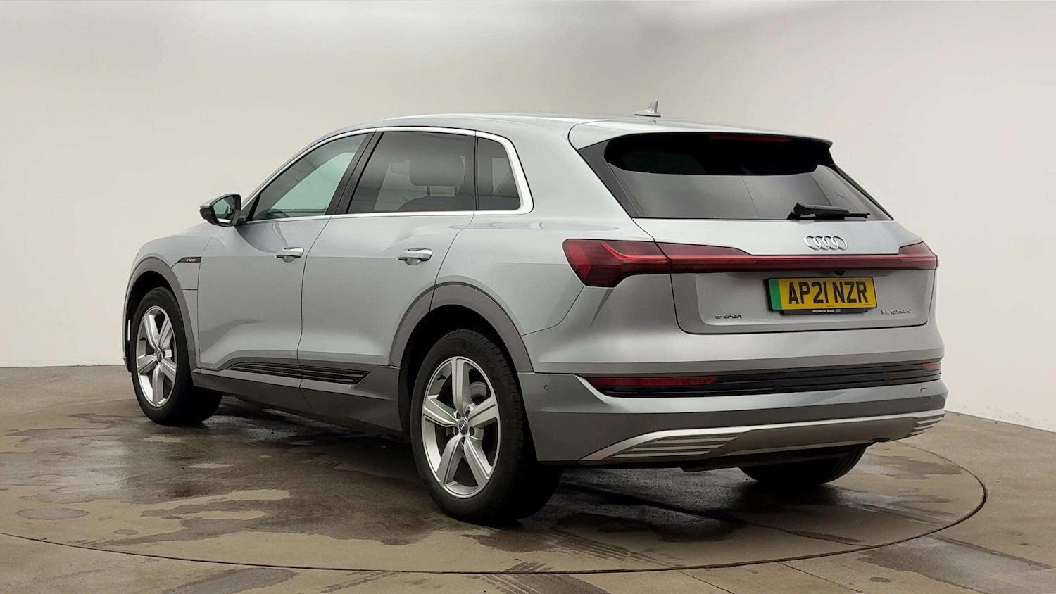Used Audi e-tron 2021 for sale - 76158911: Photo 3