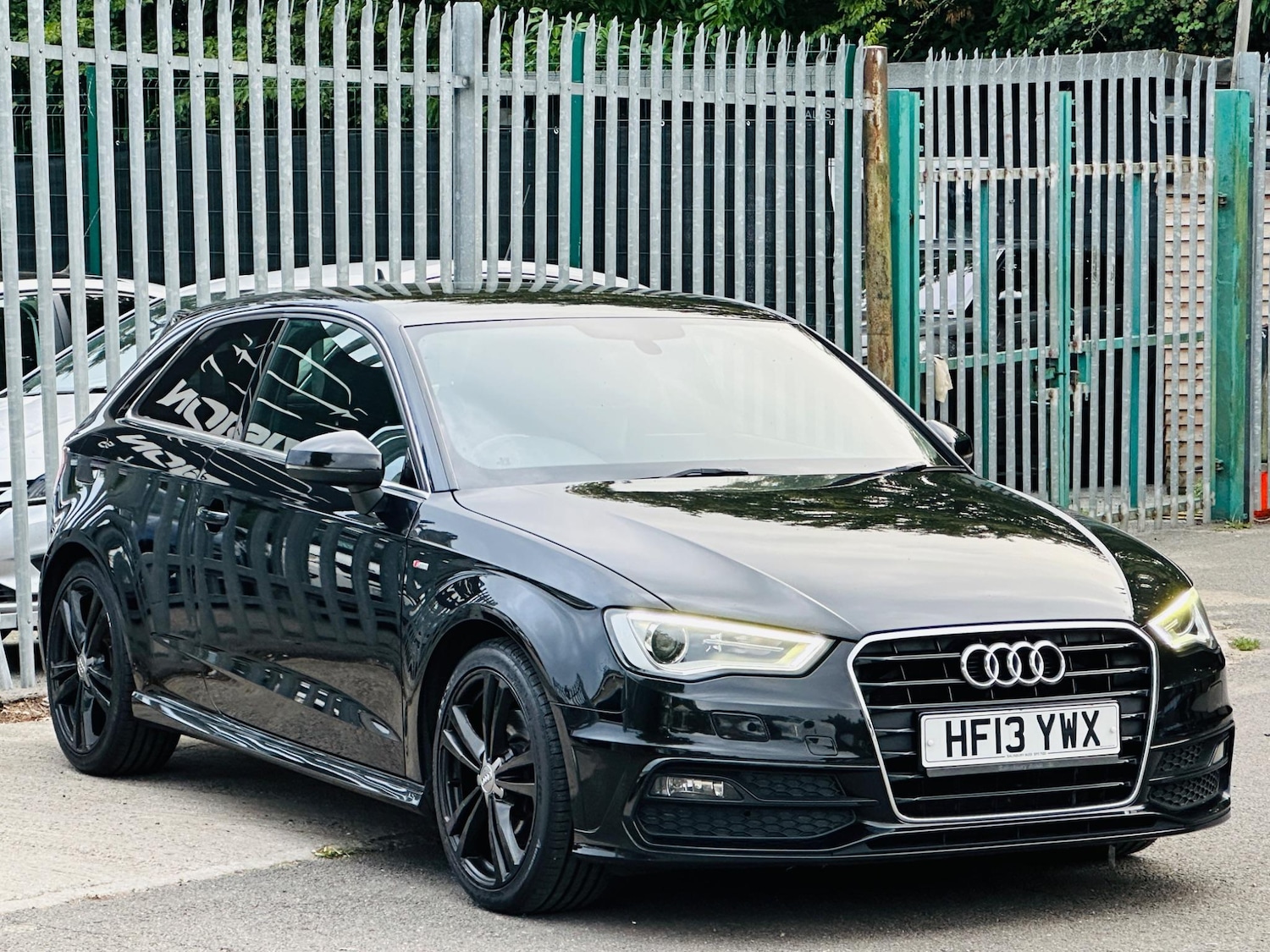 Used Audi A3 2013 for sale - 76122293: Photo 4