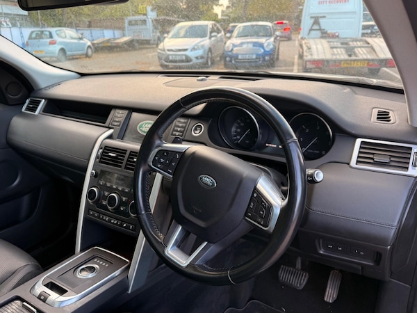 Used Land Rover Discovery Sport 2016 for sale - 76188977: Photo 16