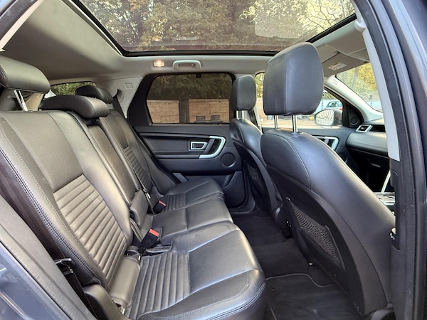 Used Land Rover Discovery Sport 2016 for sale - 76188977: Photo 23