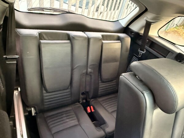 Used Land Rover Discovery Sport 2016 for sale - 76188977: Photo 25