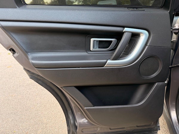 Used Land Rover Discovery Sport 2016 for sale - 76188977: Photo 27