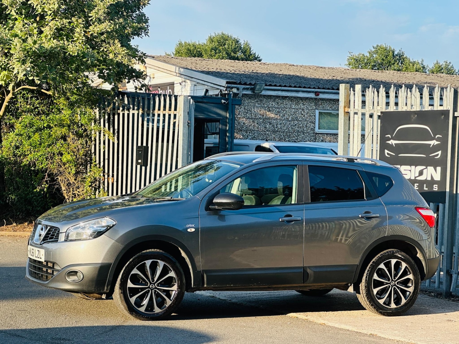 Used Nissan Qashqai 2011 for sale - 76095173: Photo 6
