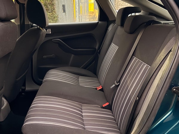 Used Ford Focus 2008 for sale - 76294602: Photo 15