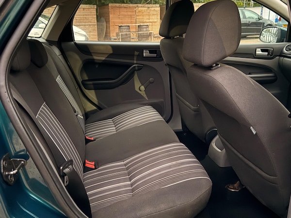 Used Ford Focus 2008 for sale - 76294602: Photo 16
