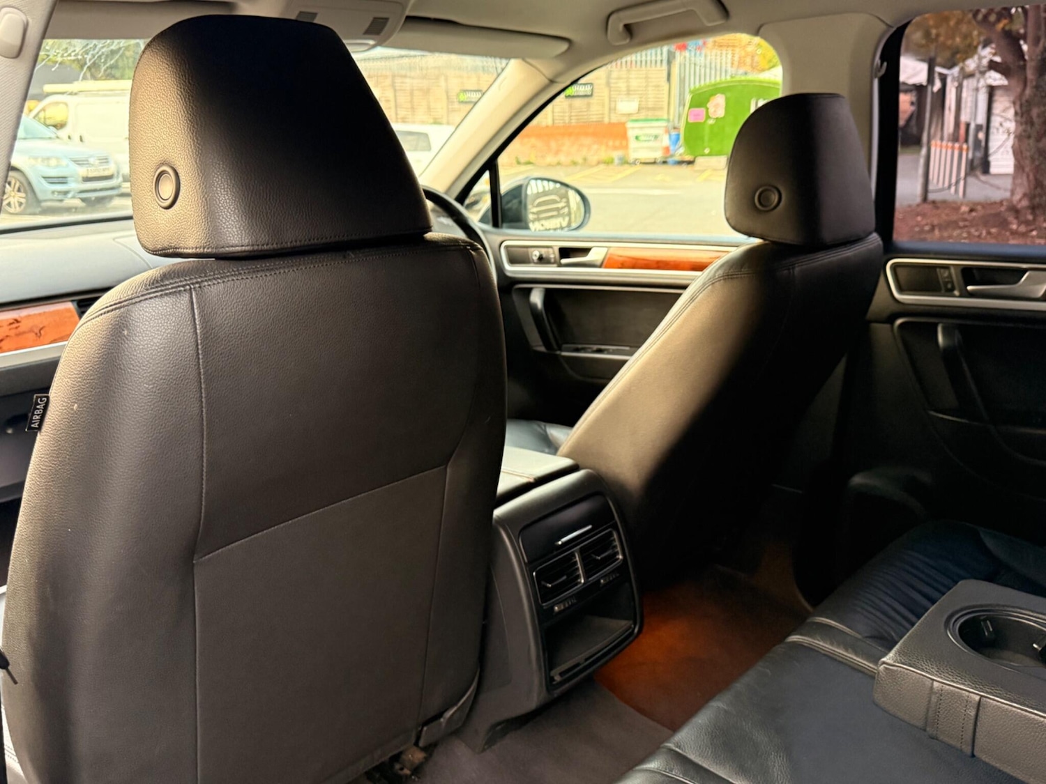Used Volkswagen Touareg 2011 for sale - 76259619: Photo 22