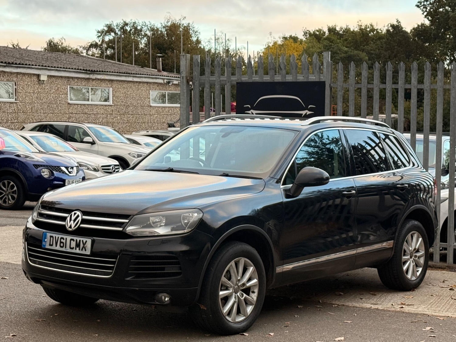 Used Volkswagen Touareg 2011 for sale - 76259619: Photo 3