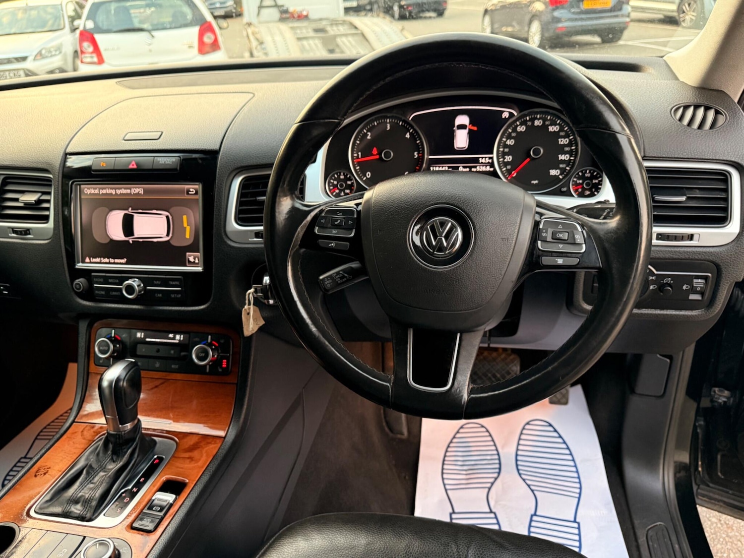 Used Volkswagen Touareg 2011 for sale - 76259619: Photo 31