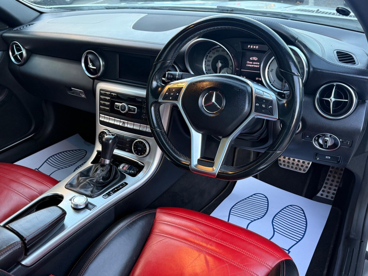 Used Mercedes-Benz SLK 2014 for sale - 76377742: Photo 18