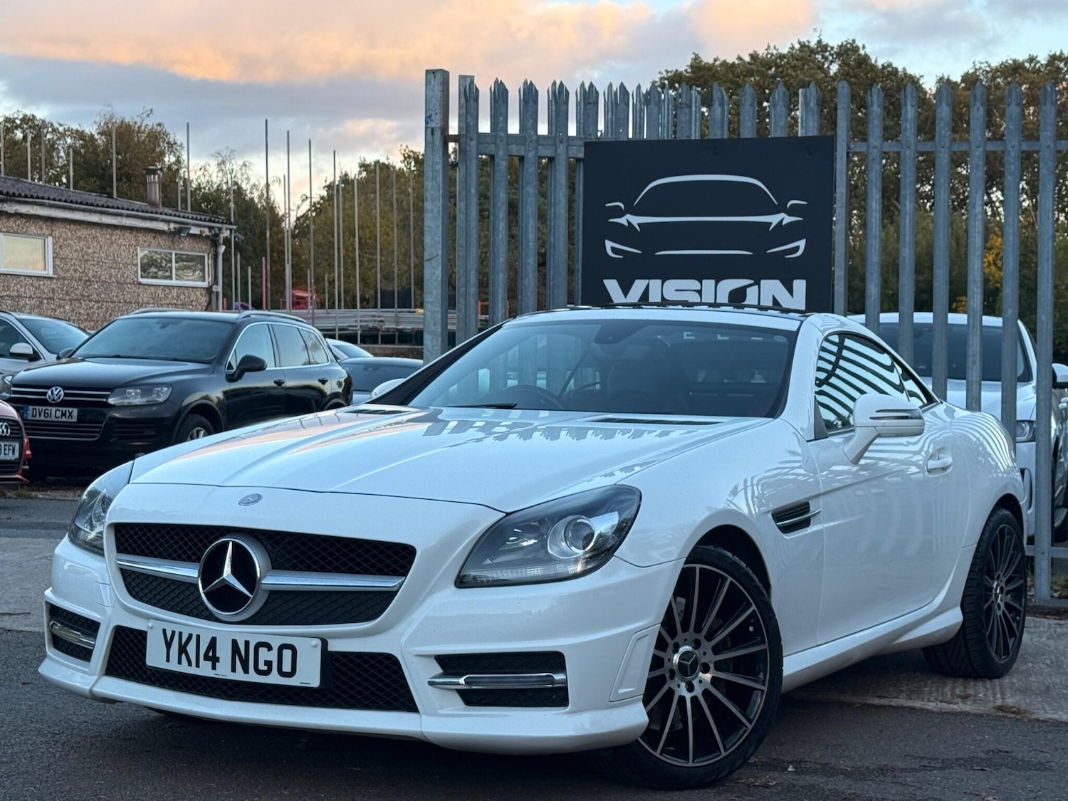 Used Mercedes-Benz SLK 2014 for sale - 76377742: Photo 4
